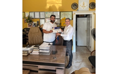 Makamda Oturan Değil Esnafının Yanında Olan Başkan